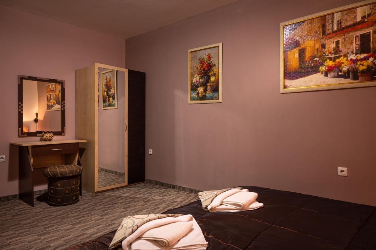Kalypso Hotel Primorsko Bagian luar foto
