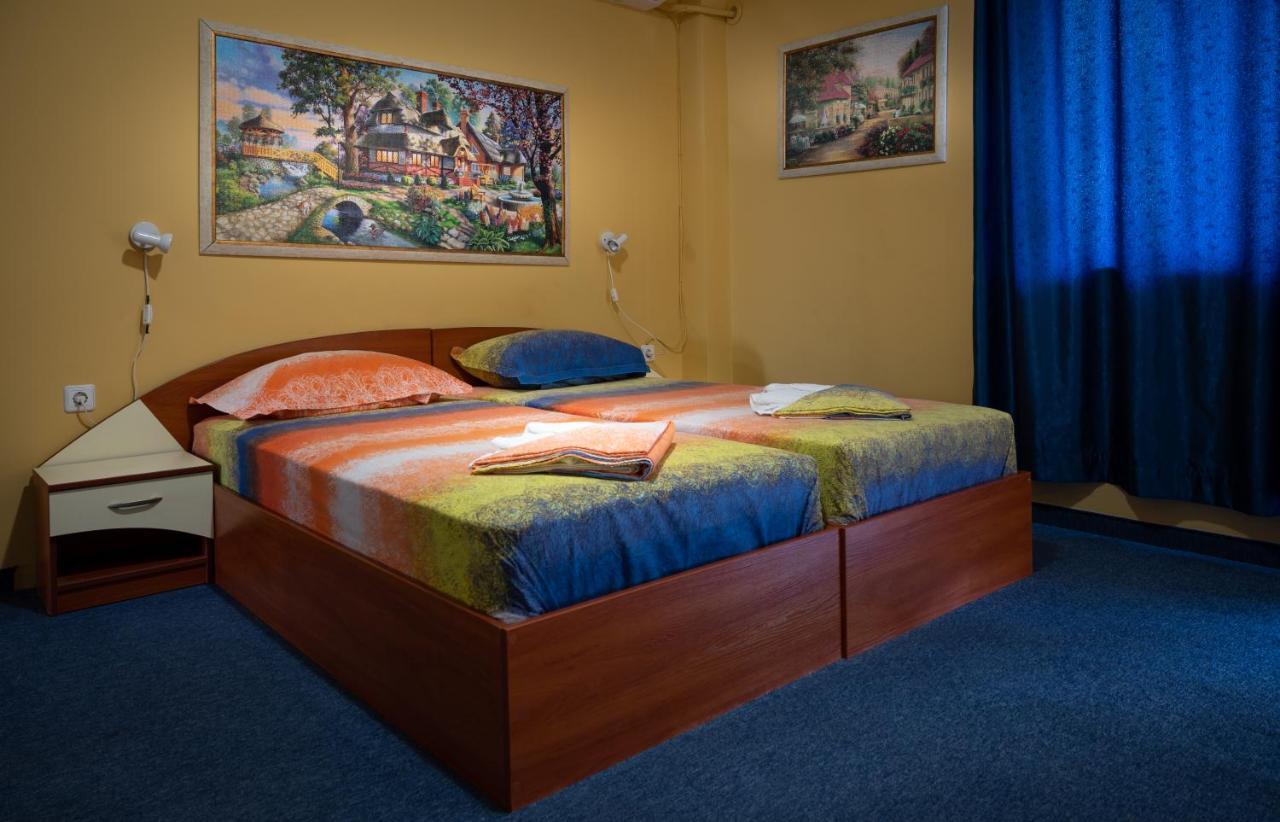 Kalypso Hotel Primorsko Bagian luar foto