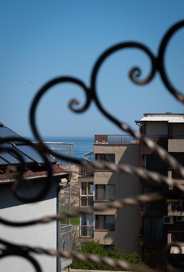 Kalypso Hotel Primorsko Bagian luar foto