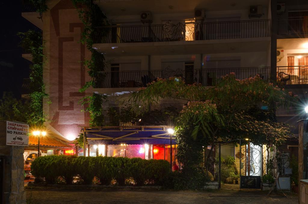 Kalypso Hotel Primorsko Bagian luar foto