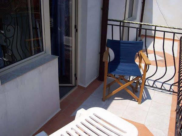 Kalypso Hotel Primorsko Bagian luar foto